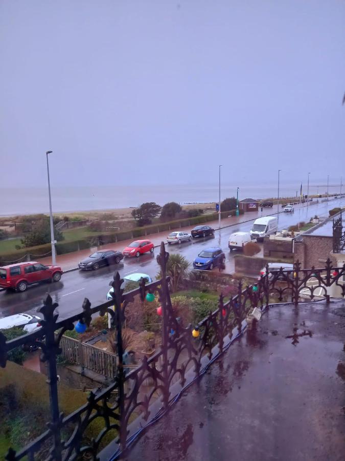 Savoy Hotel Fleetwood Exterior photo