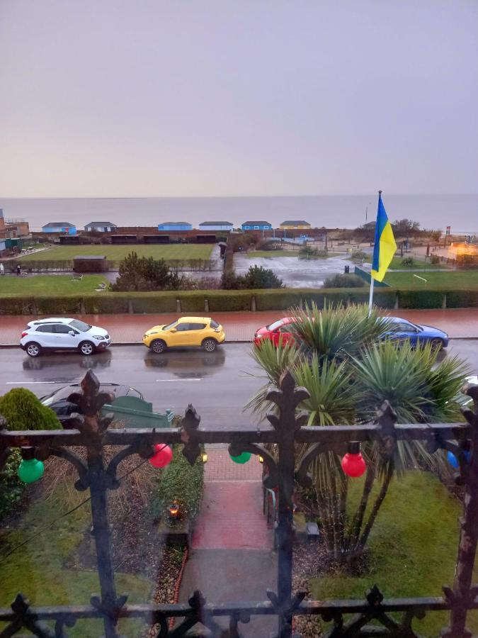 Savoy Hotel Fleetwood Exterior photo