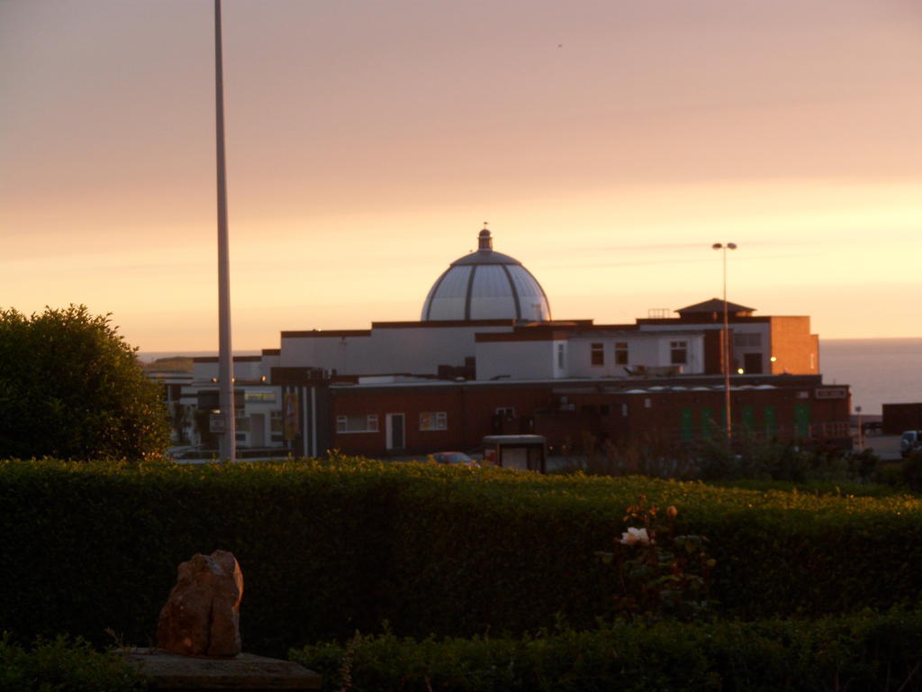 Savoy Hotel Fleetwood Exterior photo