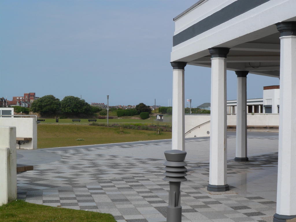 Savoy Hotel Fleetwood Exterior photo