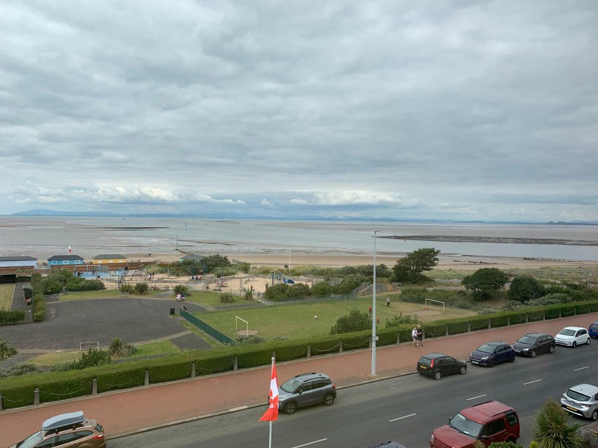 Savoy Hotel Fleetwood Exterior photo